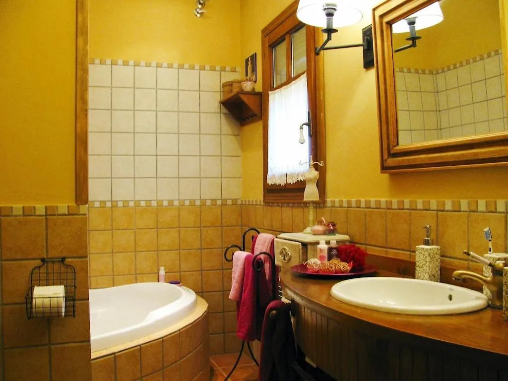 Preciosa Villa Cerca Playa Gran Jardin Piscina Privada Vallada Y Barbacoa Wifi Tarragona